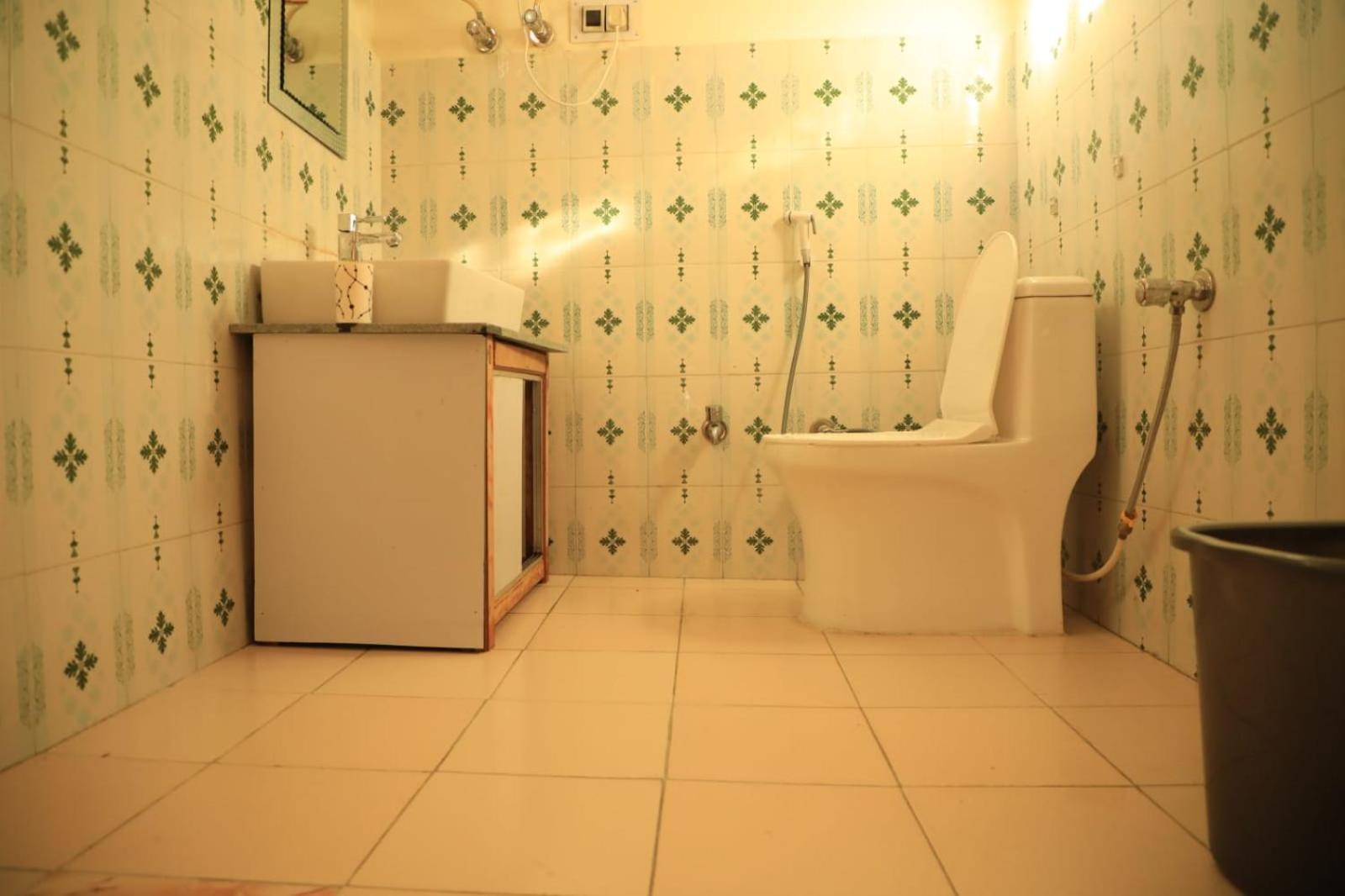 Odin Hostel Shoja Екстериор снимка